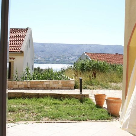 Apartmani Subasic パグ エクステリア 写真
